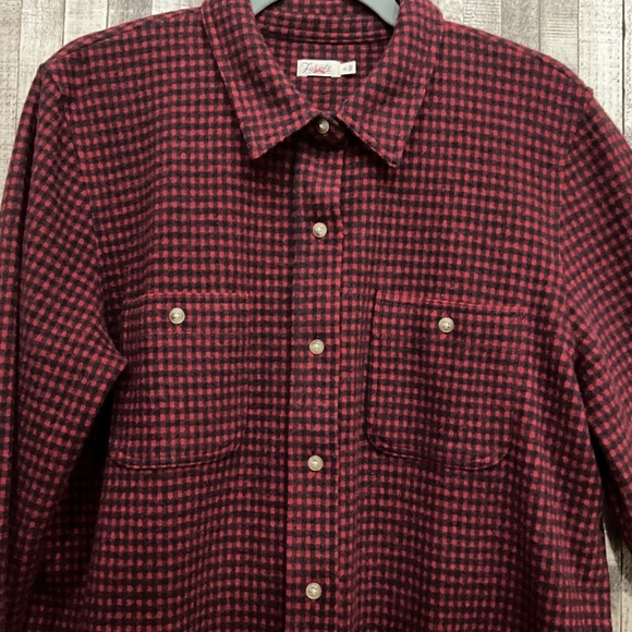 FAHERTY LEGEND SHIRT/ SWEATER/NWOT THIS IS LISTED LOW - Picture 2 of 10